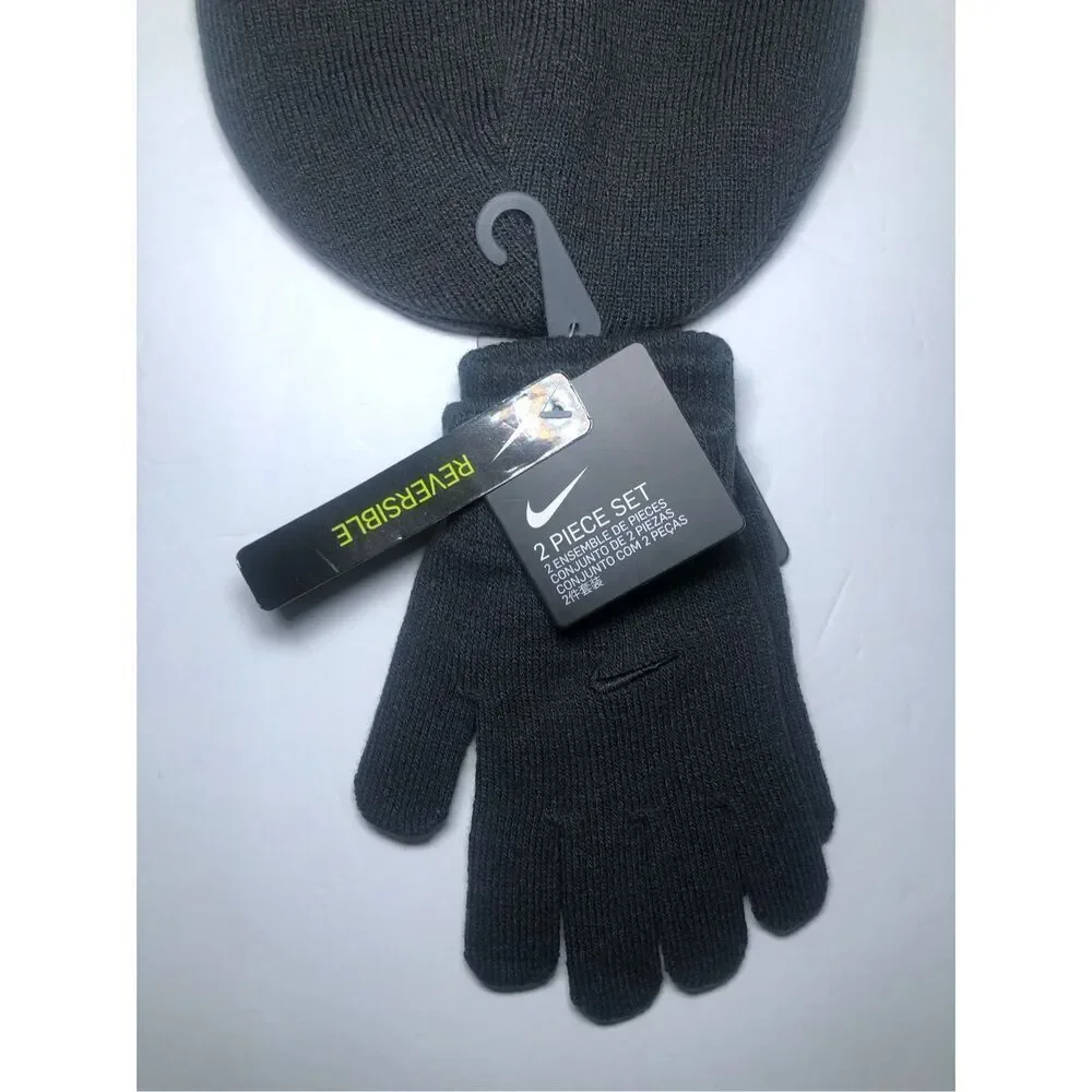 Nike Youth Reversible Beanie and gloves set